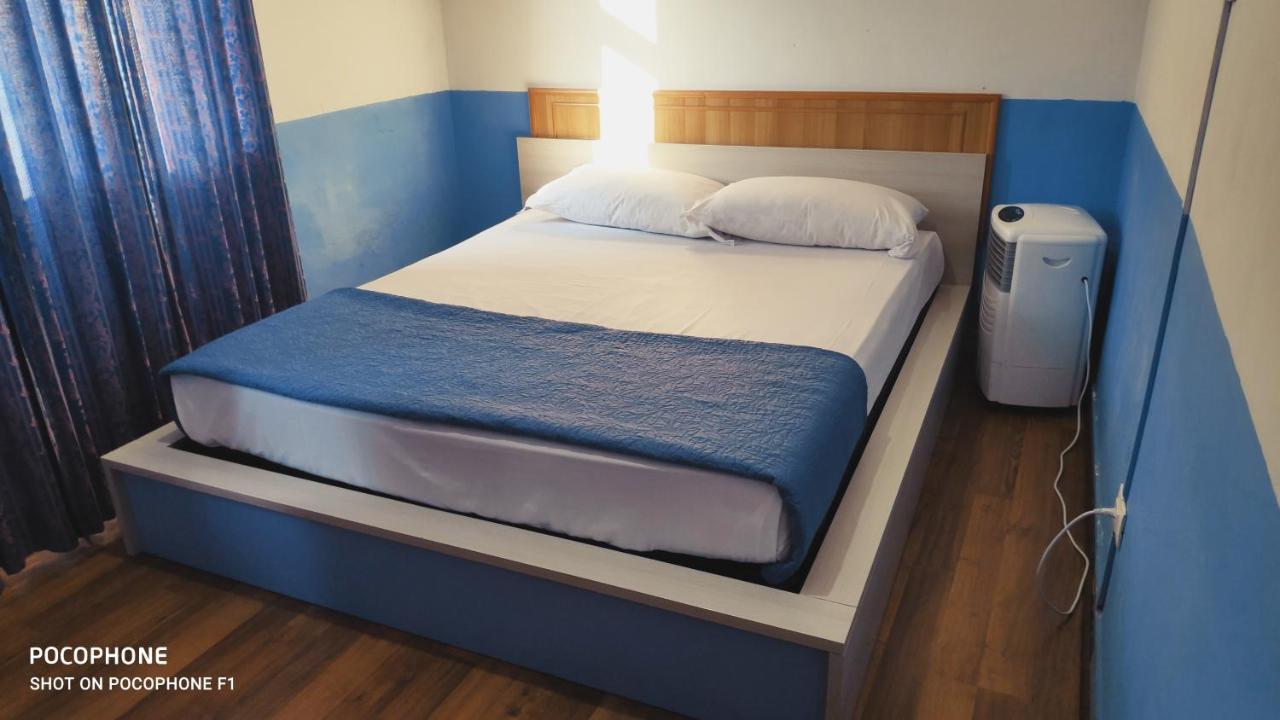 Albergue Host *