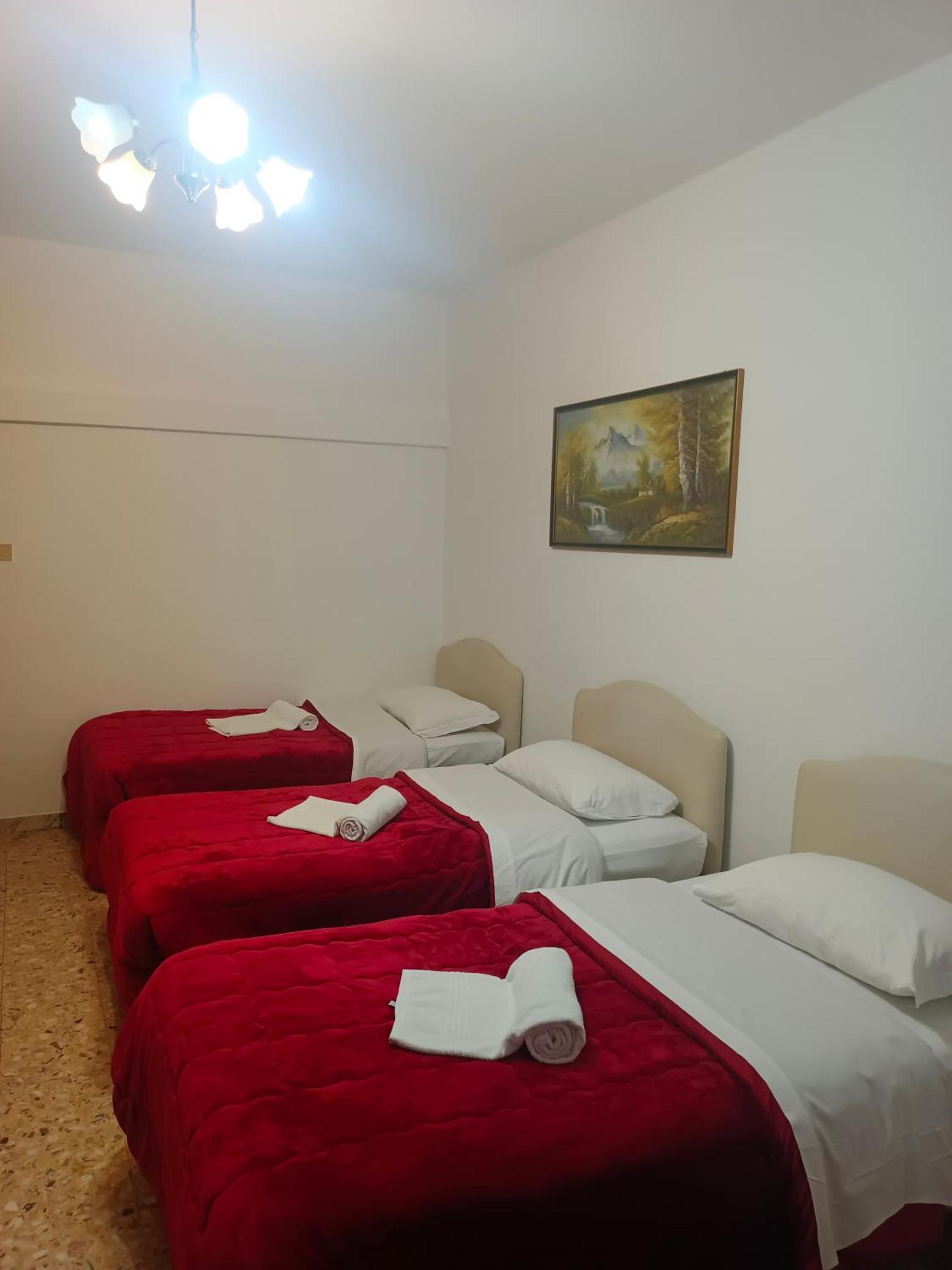 Host Albergue